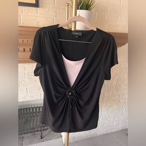 Top with Beautiful Bead-Detail